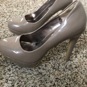 Steve Madden pumps